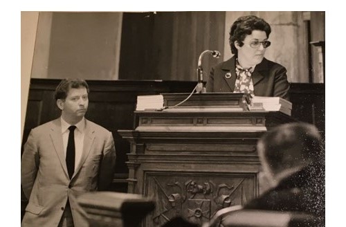 Ruzia promoveert aan de Universiteit van Amsterdam 1973