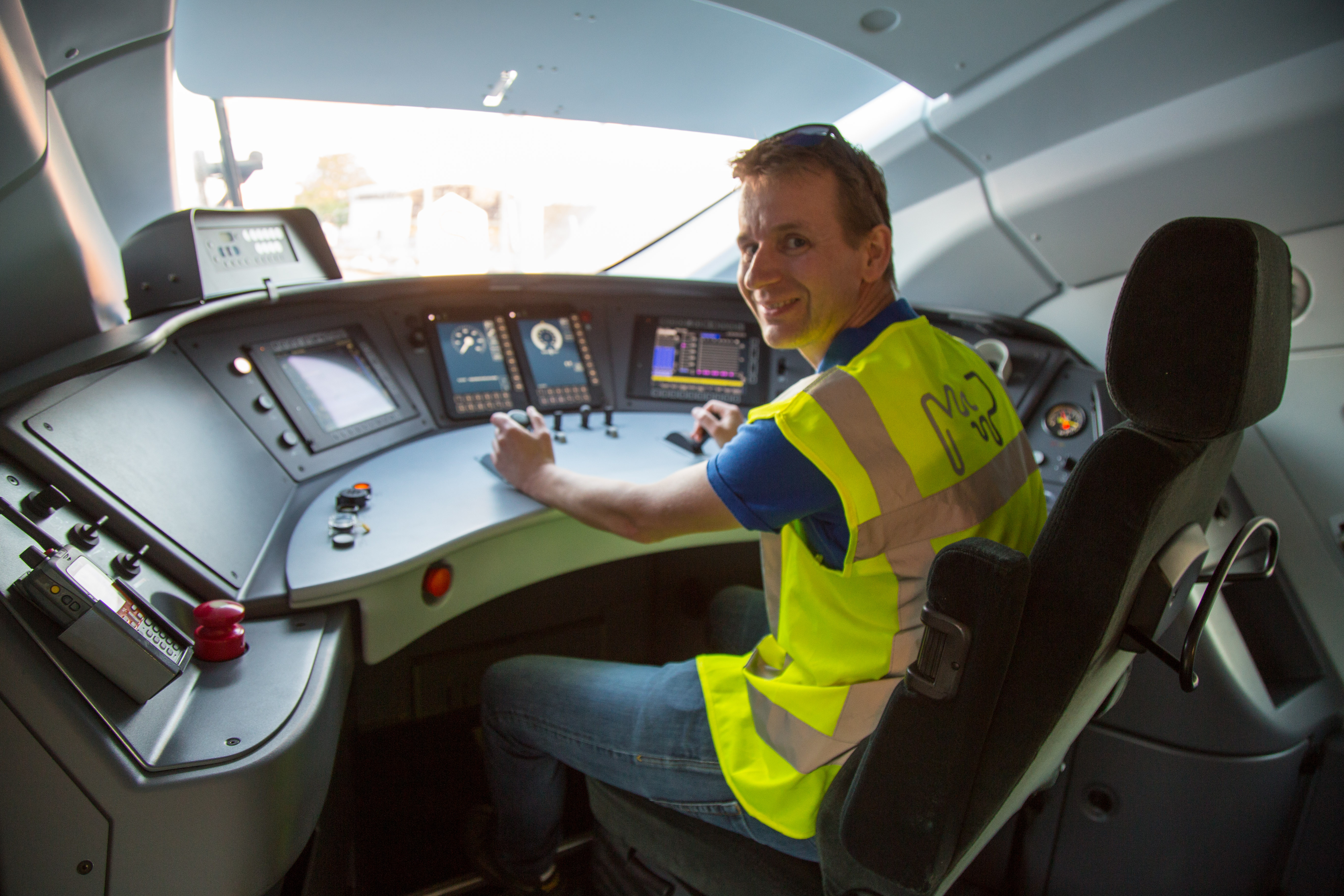 Thijs op de plek van de machinist