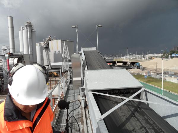 Huisadviseur Industrie aan het werk