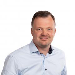 Erik O.