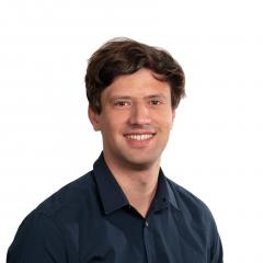 Tom